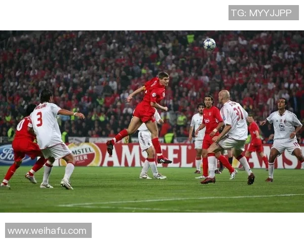 球星足球场上的精彩演绎与技艺展示引领全球热潮